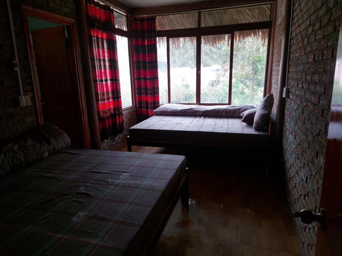 Flower Hmong Homestay Бакха Экстерьер фото